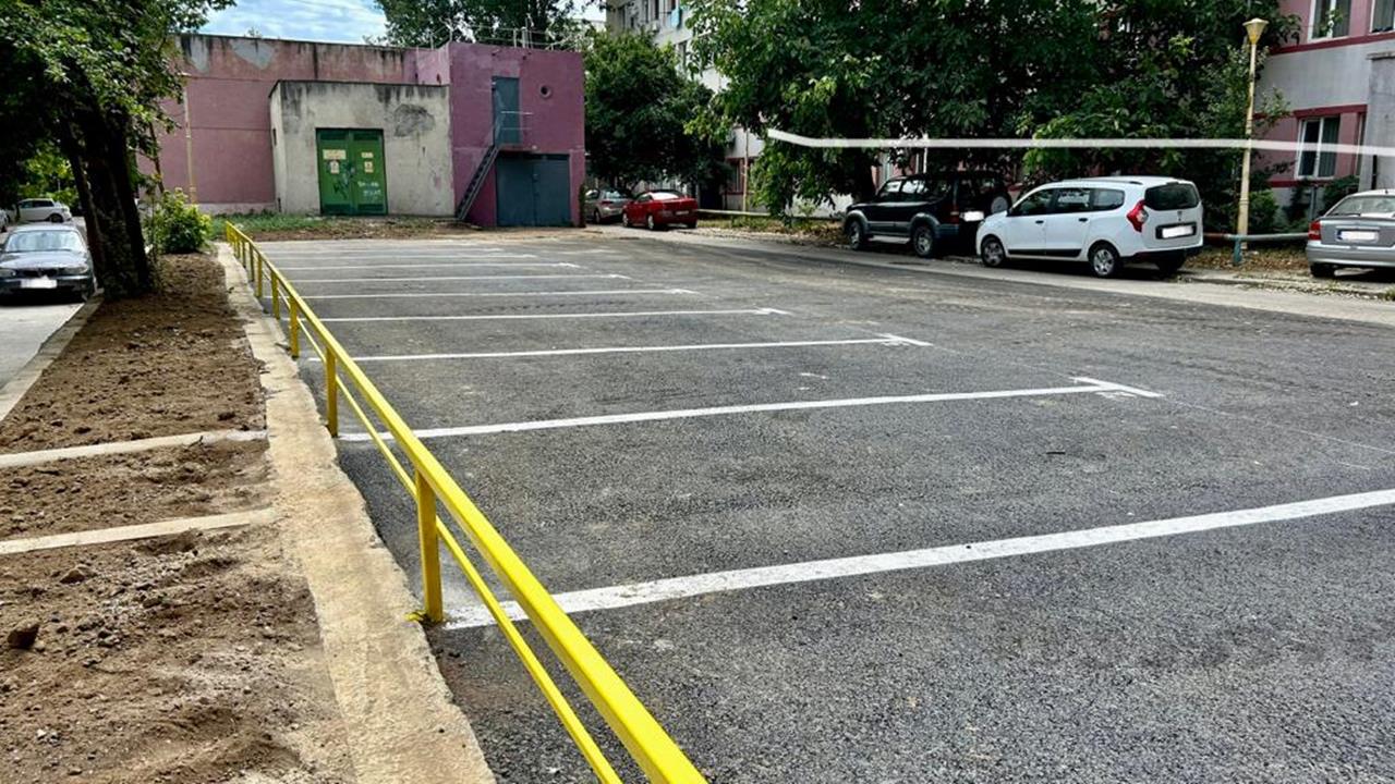 Primăria Constanța: Spațiul public urban valorificat eficient. Parcare nouă în locul unei construcții ilegale