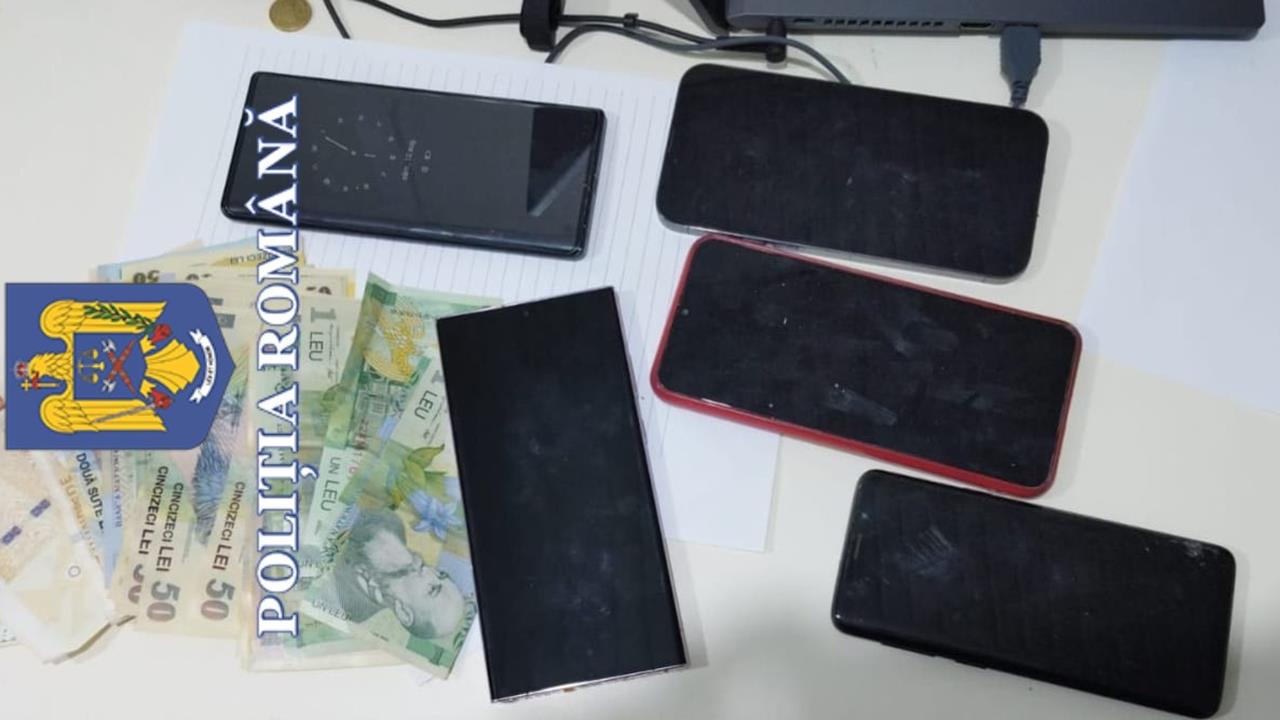 Bărbați reținuți după ce au furat cinci telefoane mobile și un rucsac: au fost prinși în Gara Mangalia