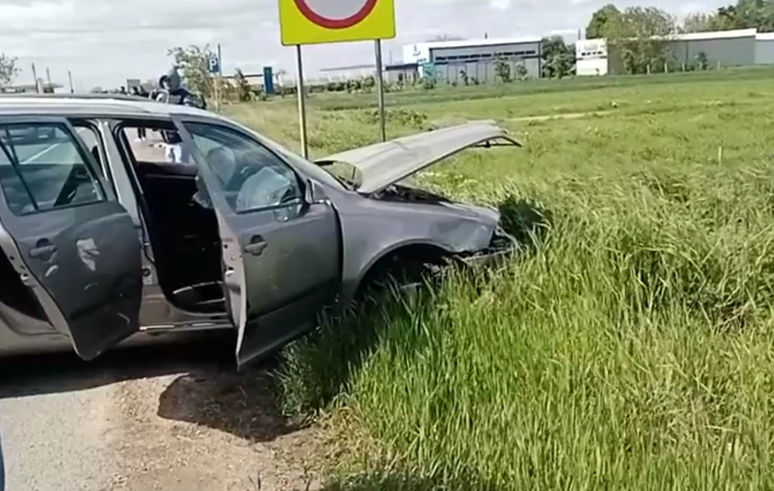 Grup de tineri lovit mortal de o mașină lângă 2 Mai